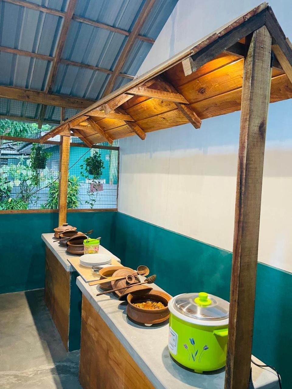 Alass Ga For Pets Lovers Trincomalee Exterior foto
